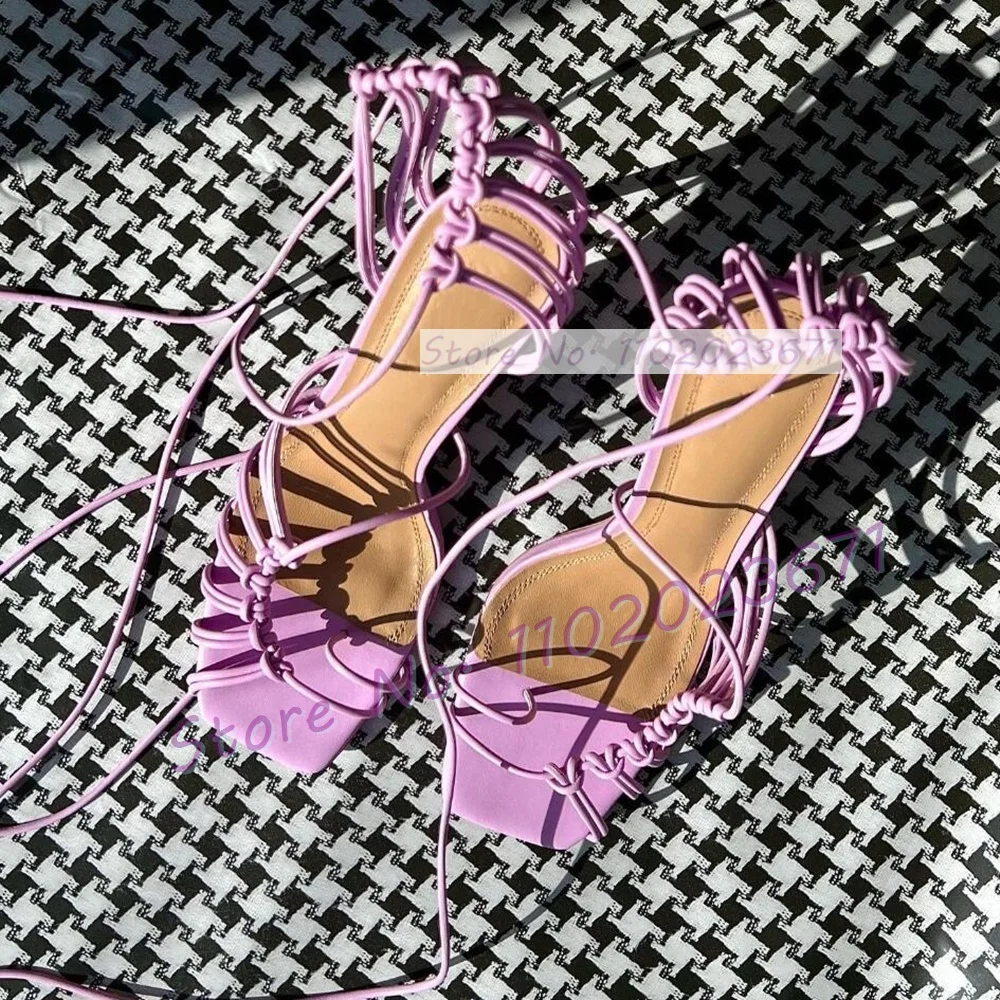 Sandálias chiques com cordões  - Strappy Heeled Sandals avaliação e preço