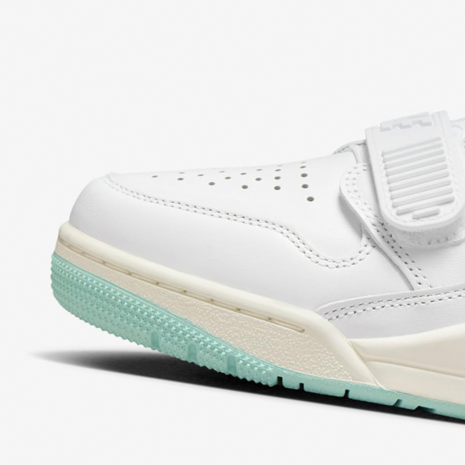 Tênis de basquete feminino Nik - Women'S Shoes Nike Jordan avaliação e preço