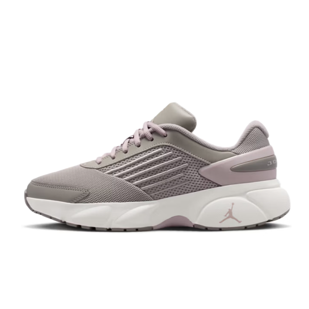 Nike Jordan TRUNNER FLOW: Têni - Women'S Shoes Nike Jordan avaliação e preço